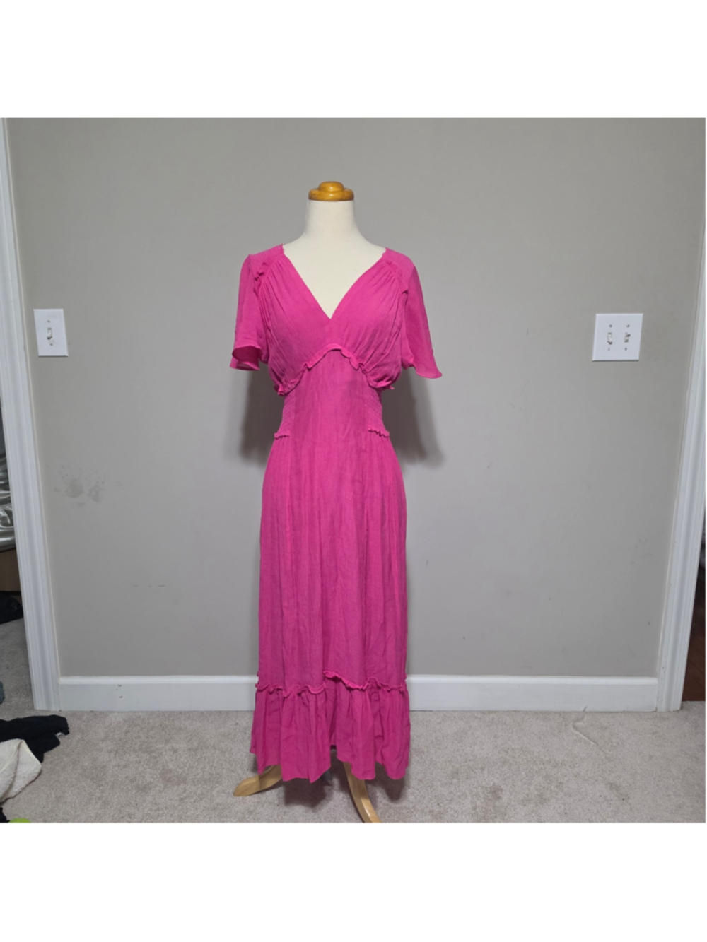 Umgee Sunny Day Fuchsia Midi Dress NWT Sz M Smocked Waist Boho
